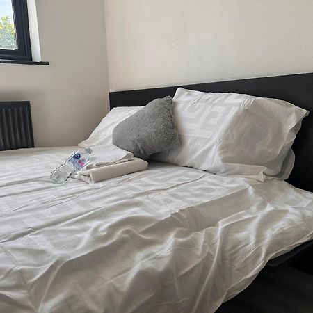 Spacious Double Near Train Station Бирмингем Экстерьер фото