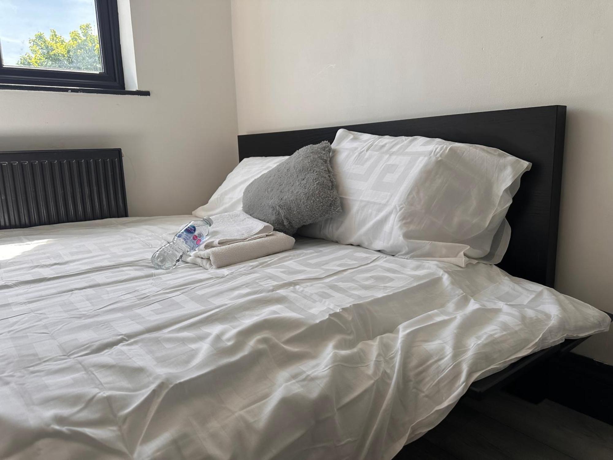 Spacious Double Near Train Station Бирмингем Экстерьер фото